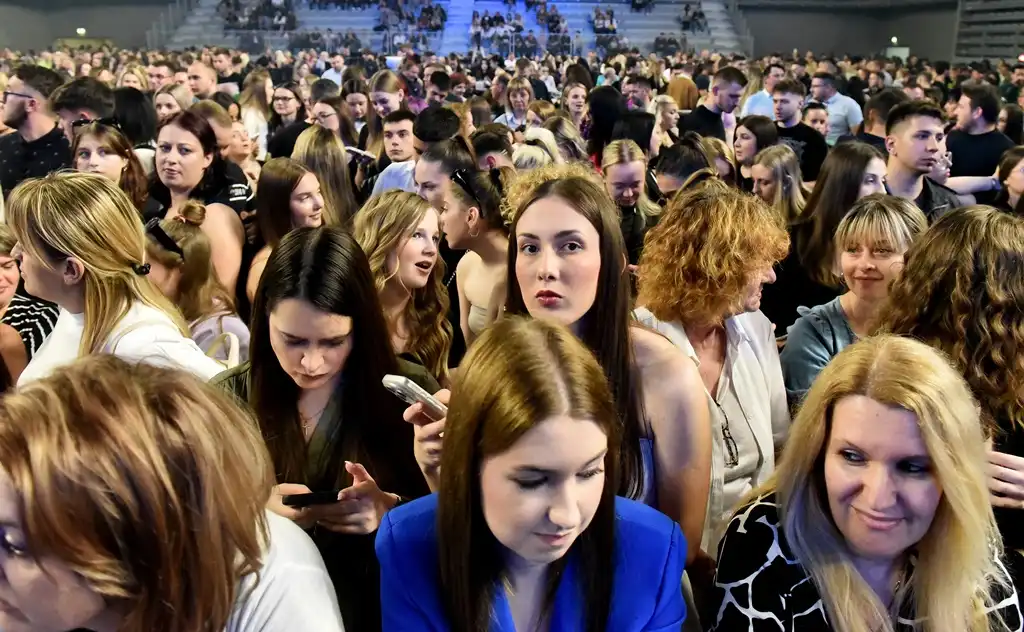 Aleksandra Prijović (9) Aleksandra Prijović (9)