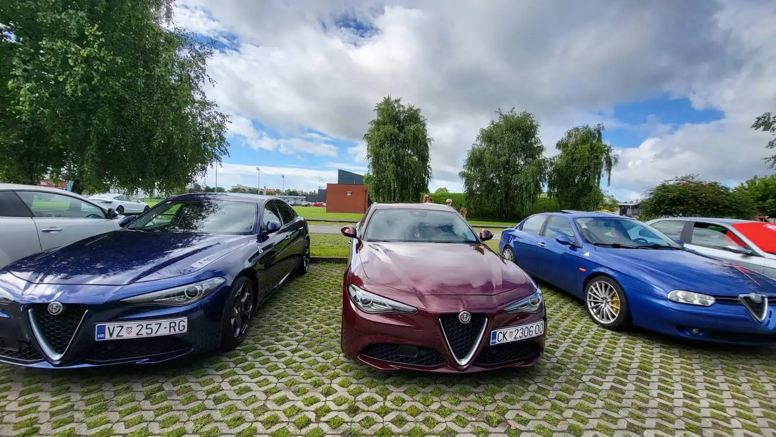 Alfa Romeo – susret alfista u čakovcu (14) Alfa Romeo – susret alfista u čakovcu (14)