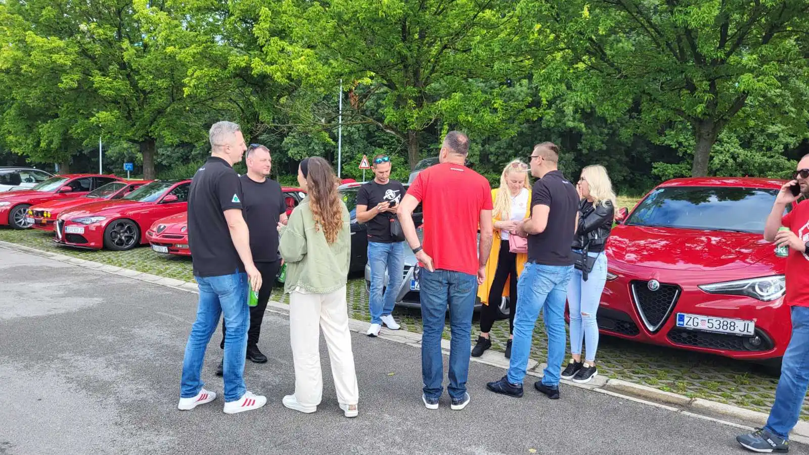 Alfa Romeo – susret alfista u čakovcu (5) Alfa Romeo – susret alfista u čakovcu (5)