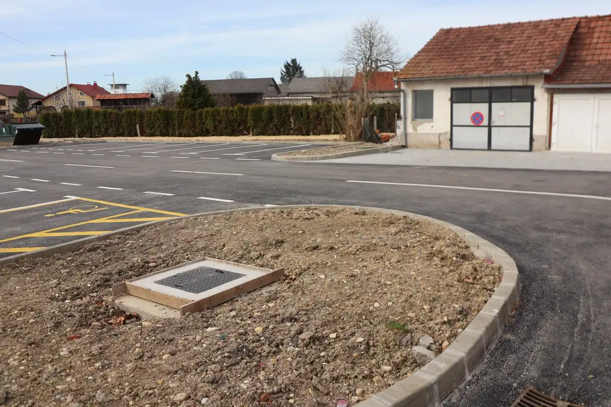 Ambulanta Domašinec – uređenje parkirališta (5) Ambulanta Domašinec – uređenje parkirališta (5)