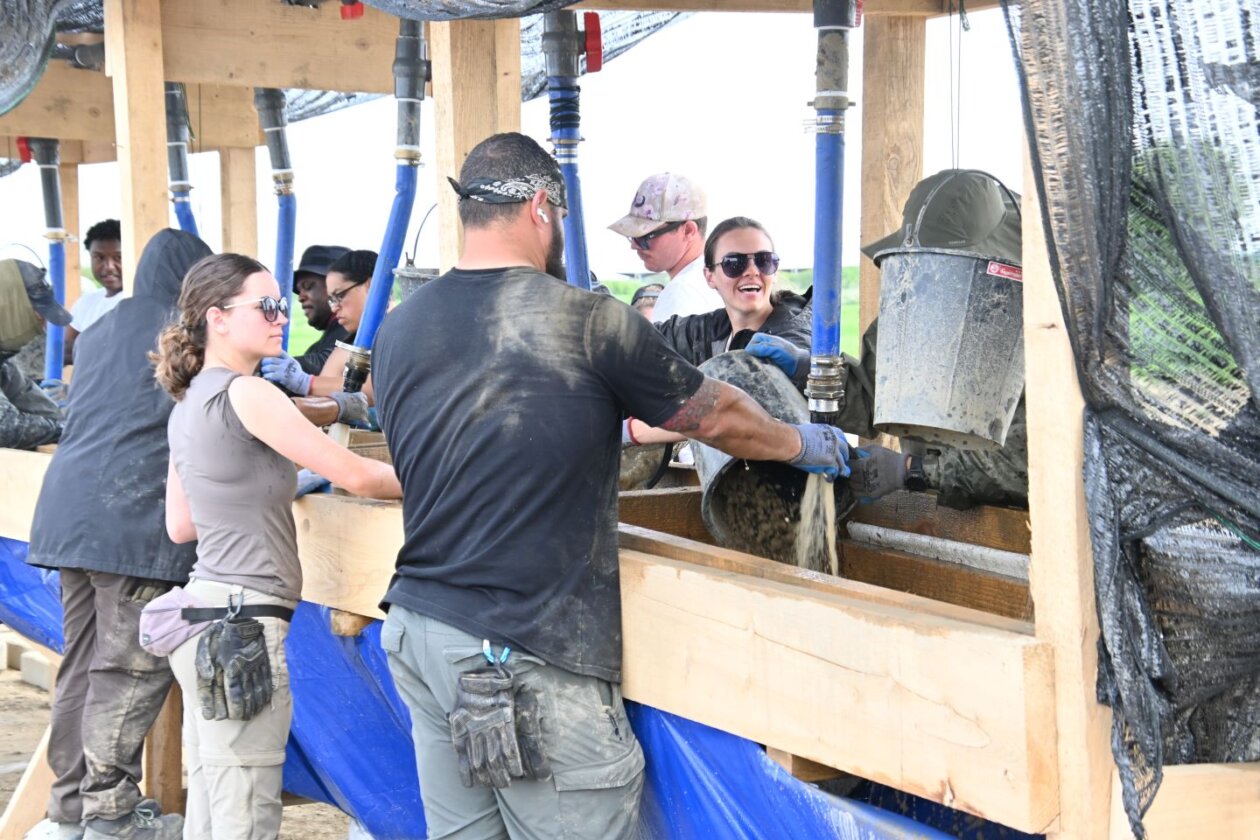 Američka vojska u Nedelišću, traže avion (7)