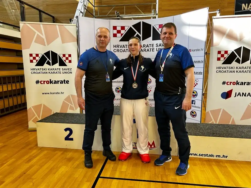 Ana Filipović prijašnja državna natjecanja (2)