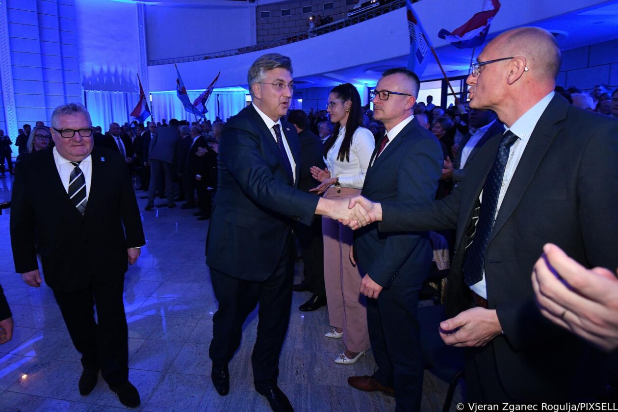 Čakovec: Andrej Plenković nazočio  obilježavanju 35. obljetnice osnivanja HDZ-a u Međimurskoj županiji