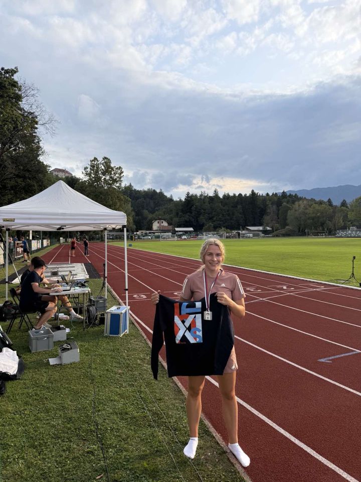 Anja Okreša Lopatinec (7)