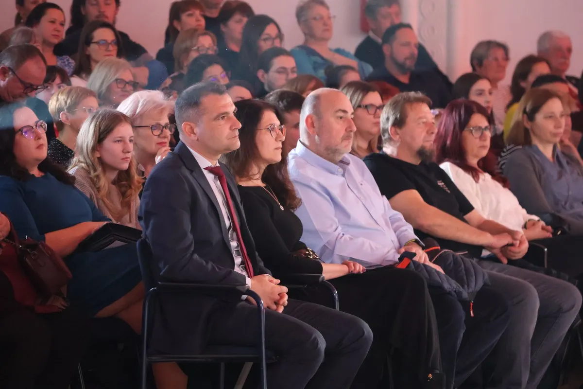 Ansambl Pučpuljike (16)