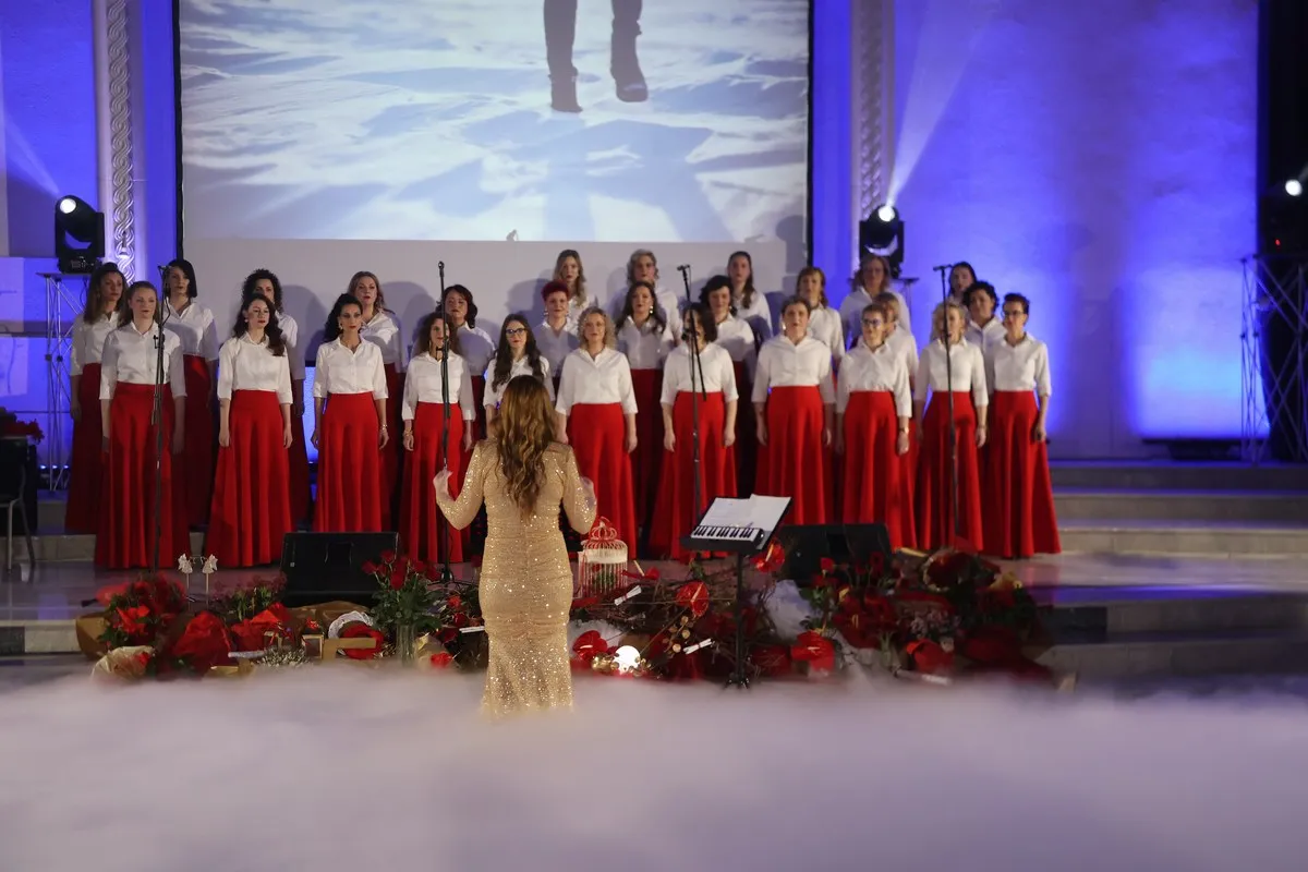 Ansambl Pučpuljike (8)