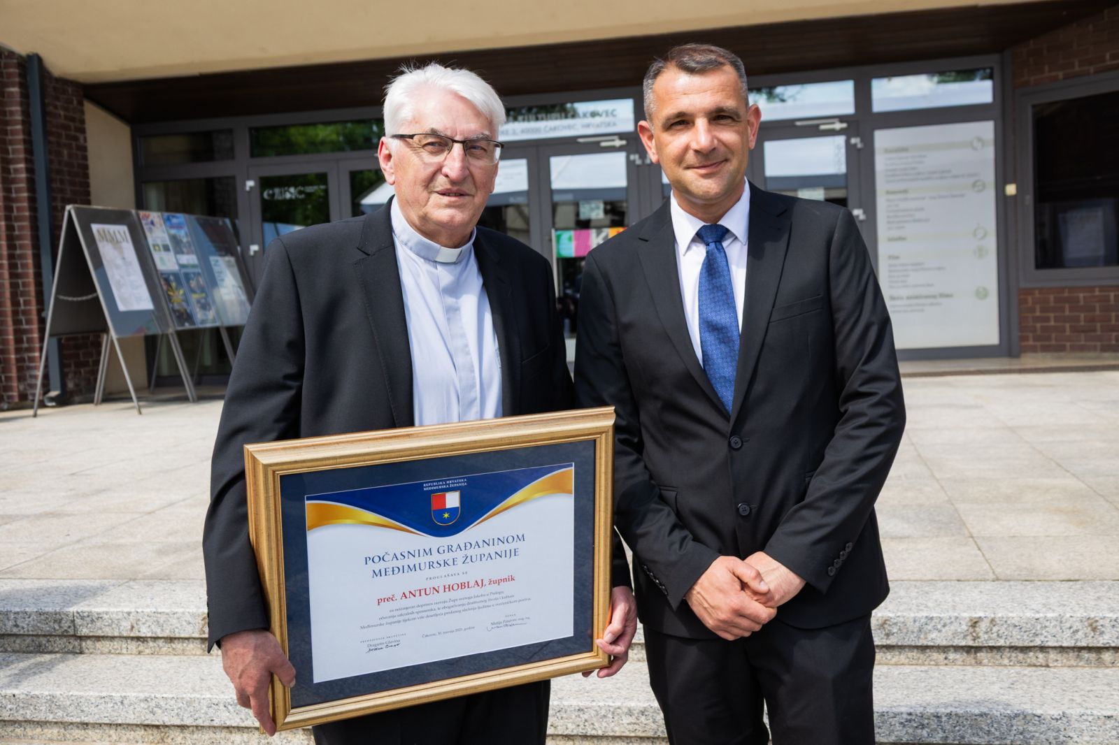 Antun Hoblaj počasni građanin 1