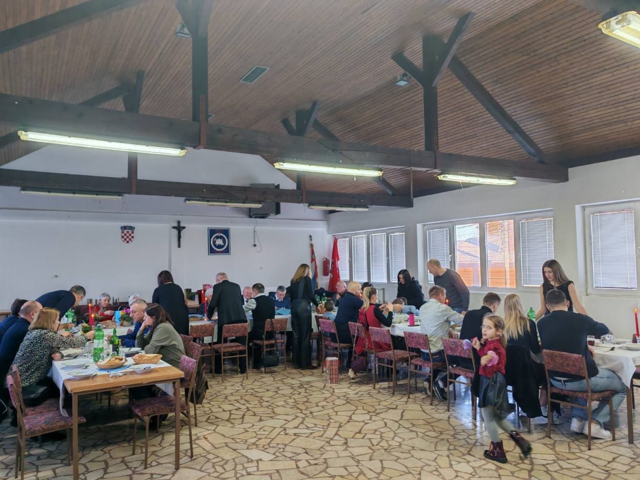 Antun Marčec 90 rođendan (8) Antun Marčec 90 rođendan (8)