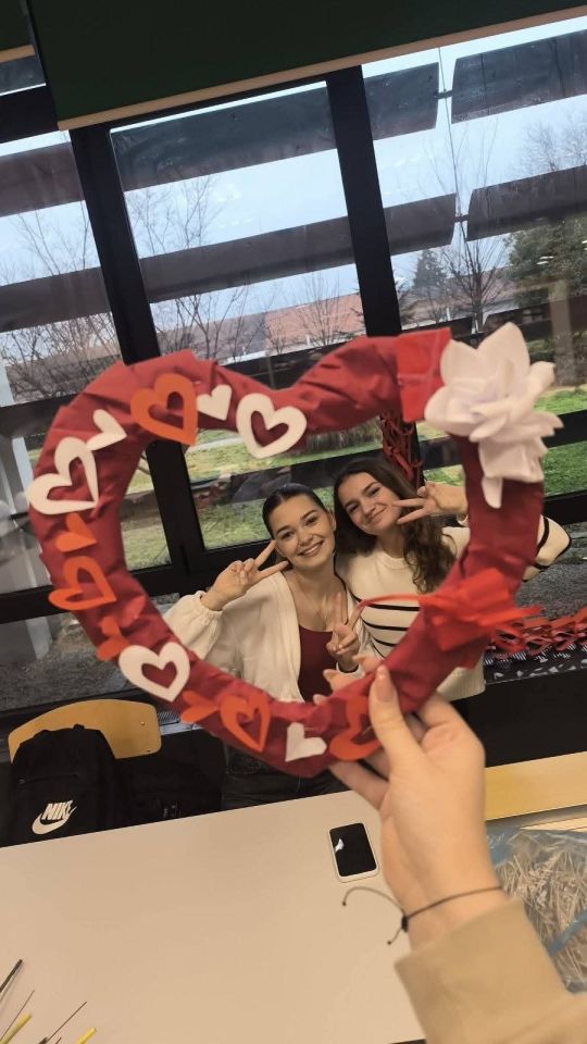 Aranžerski kutak 2026 Gospodarska škola Valentinovo (8)