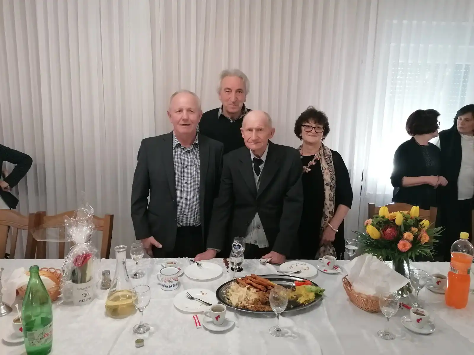 August Košak – Gusti (6) August Košak – Gusti (6)