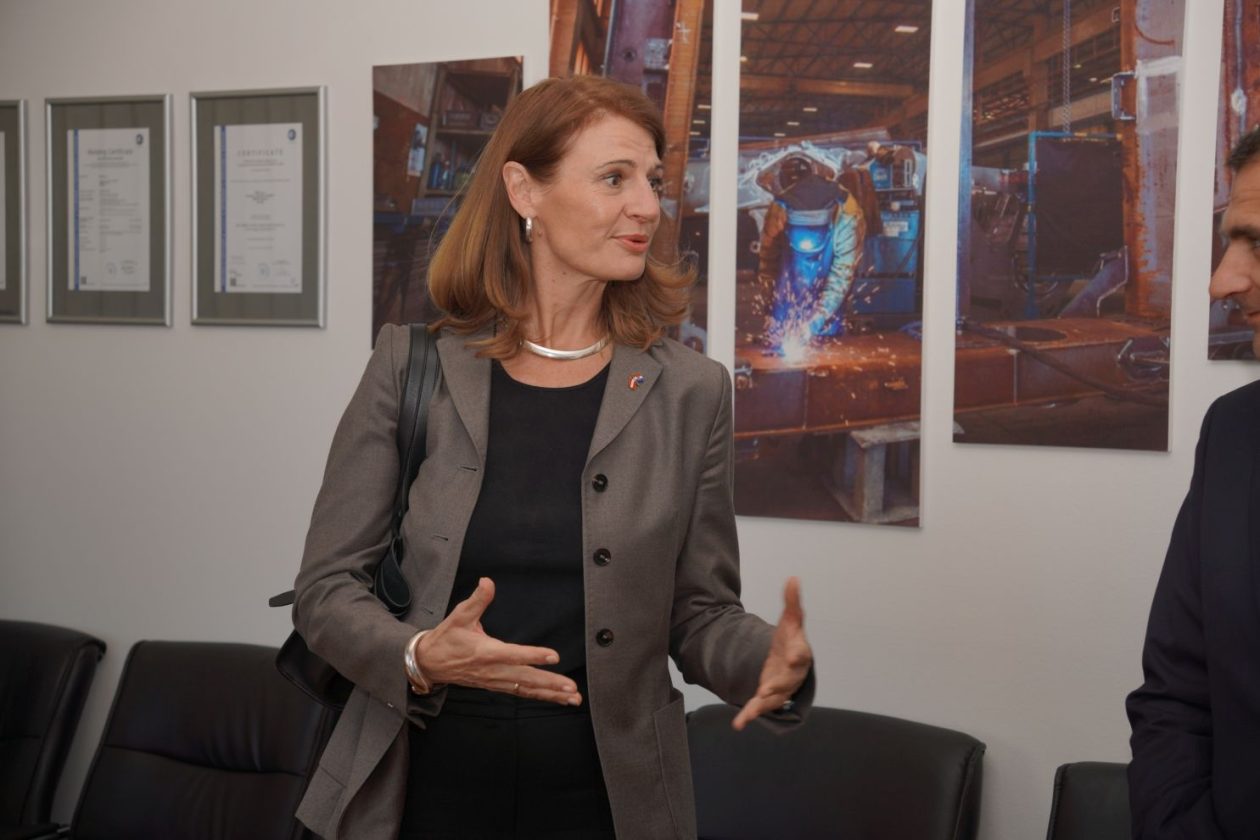 Austrijska veleposlanica Midi kolektor (5)