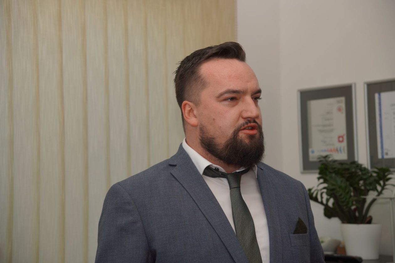 Austrijska veleposlanica Midi kolektor (7)