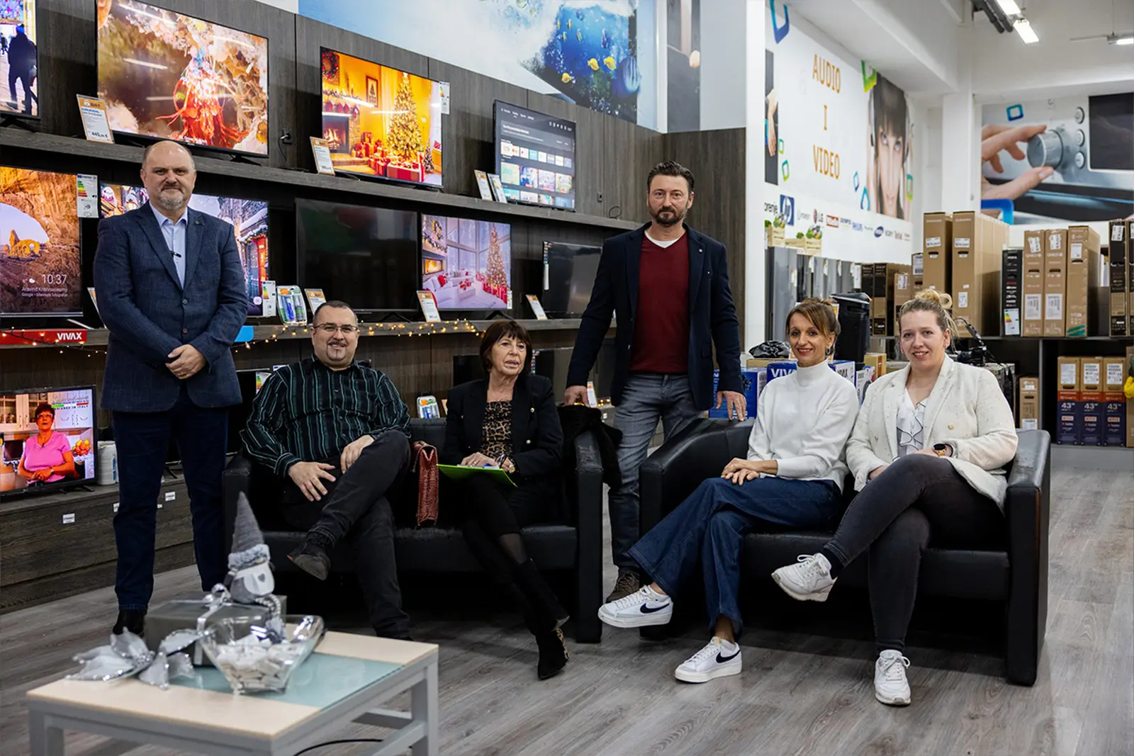 Auto pod bor, BAT, 2024 (12) Auto pod bor, BAT, 2024 (12)