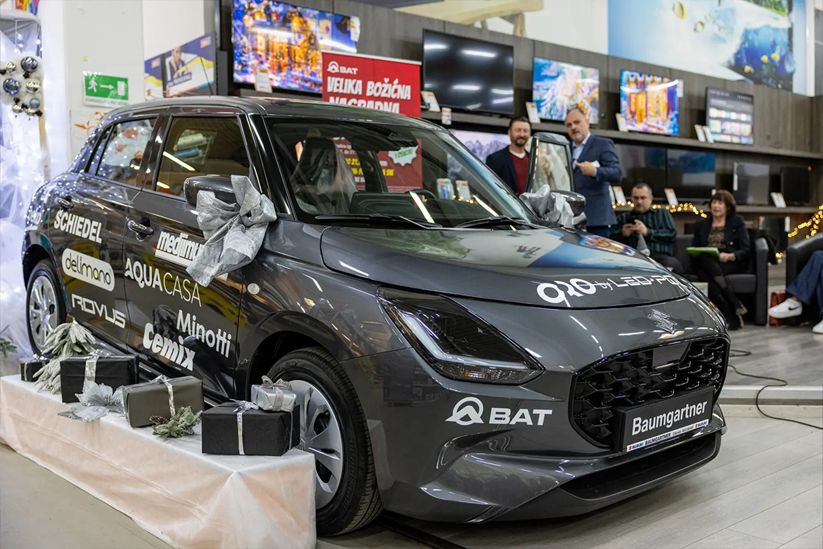 Auto pod bor, BAT, 2024 (2) Auto pod bor, BAT, 2024 (2)