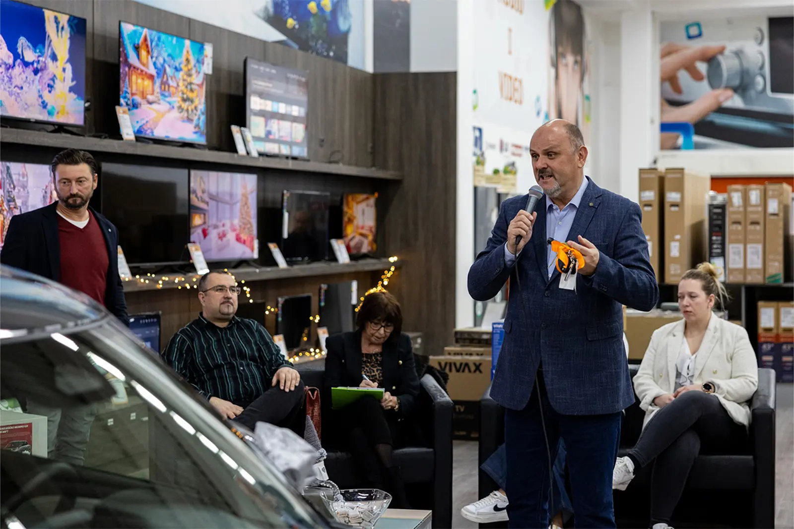 Auto pod bor, BAT, 2024 (20) Auto pod bor, BAT, 2024 (20)