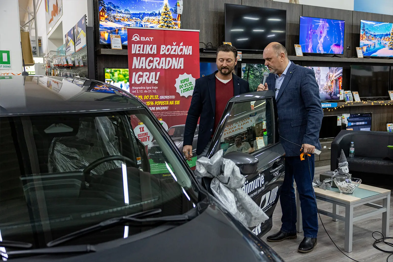 Auto pod bor, BAT, 2024 (5) Auto pod bor, BAT, 2024 (5)