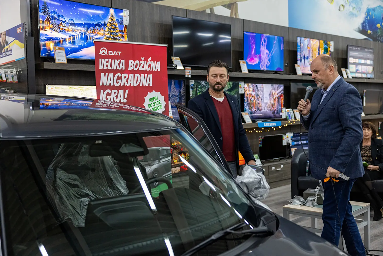 Auto pod bor, BAT, 2024 (6) Auto pod bor, BAT, 2024 (6)