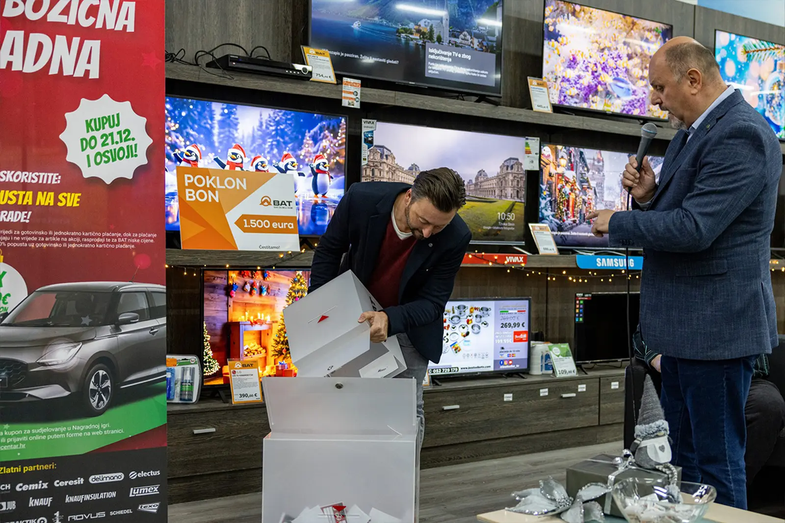 Auto pod bor, BAT, 2024 (7) Auto pod bor, BAT, 2024 (7)