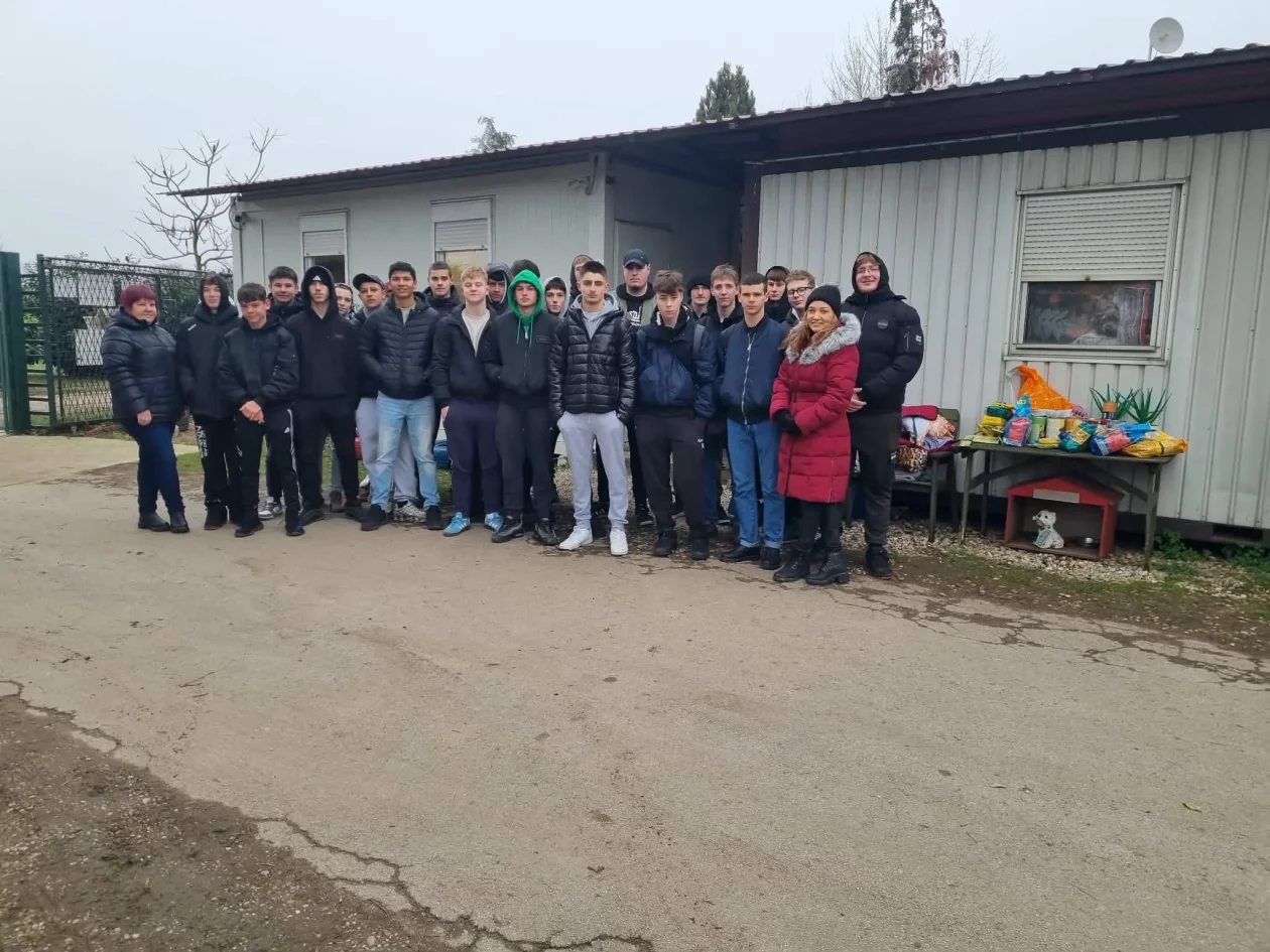 Azil Prijatelji Čakovec donacije škole (9)