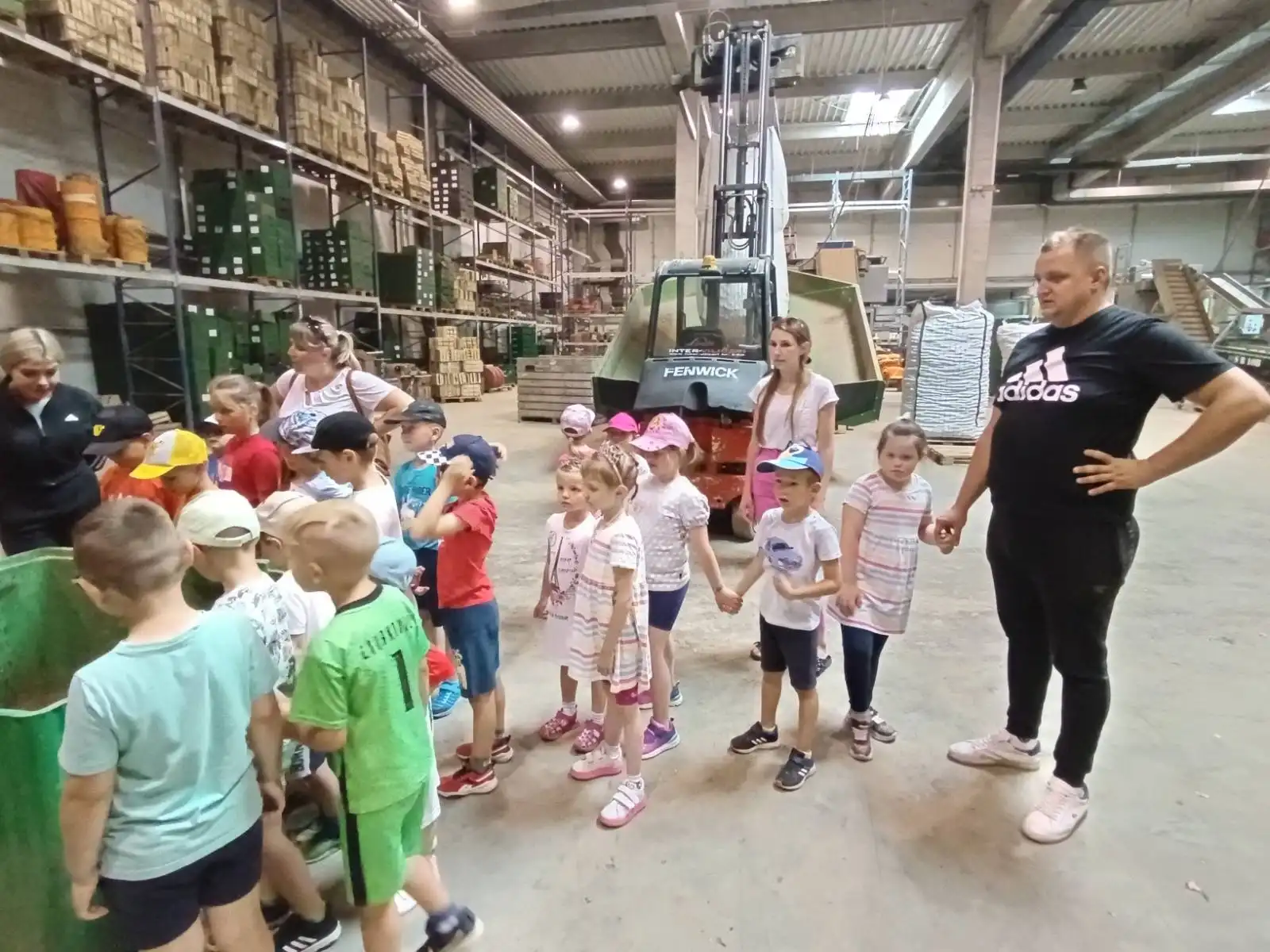 BELICA Mališani iz skupine ‘Ovčice’ posjetili pakirnicu krumpira (5)