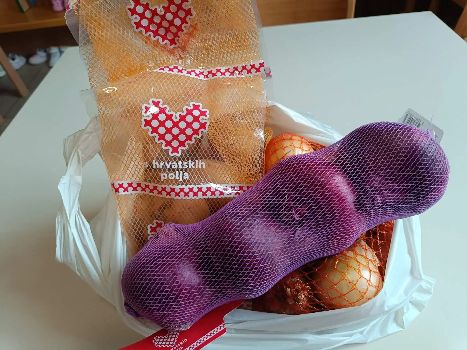 BELICA Mališani iz skupine ‘Ovčice’ posjetili pakirnicu krumpira (7)