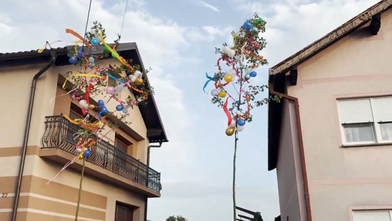 BELICA SLAVI Karla Premuš i Filip Horvat uoči vjenčanja imali veselo postavljanje najgi (16) BELICA SLAVI Karla Premuš i Filip Horvat uoči vjenčanja imali veselo postavljanje najgi (16)