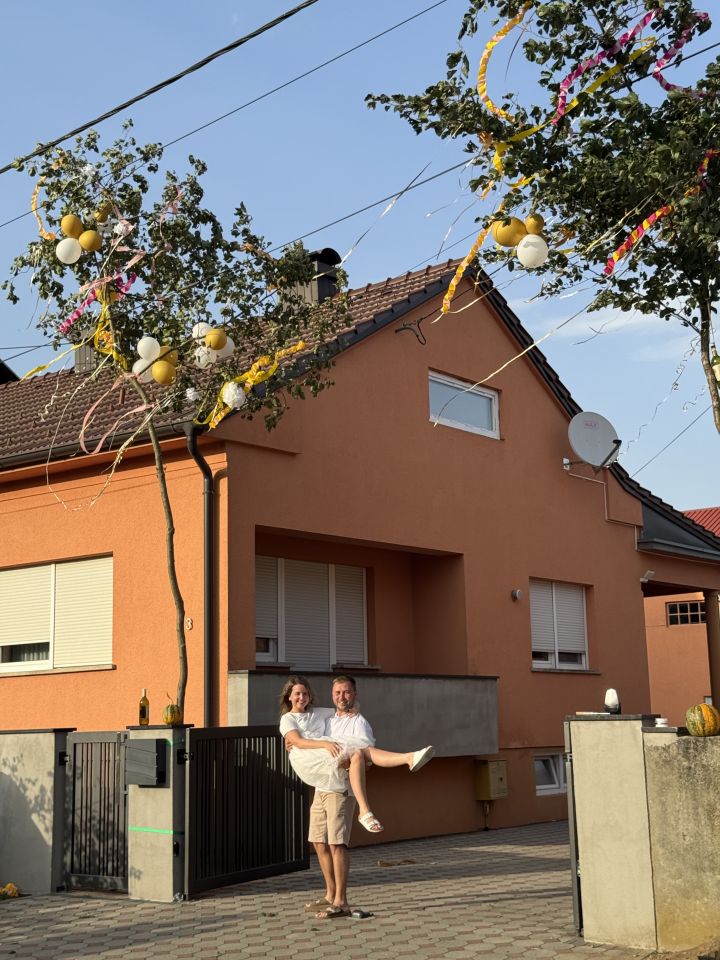 BELICA SLAVI Karla Premuš i Filip Horvat uoči vjenčanja imali veselo postavljanje najgi (6) BELICA SLAVI Karla Premuš i Filip Horvat uoči vjenčanja imali veselo postavljanje najgi (6)