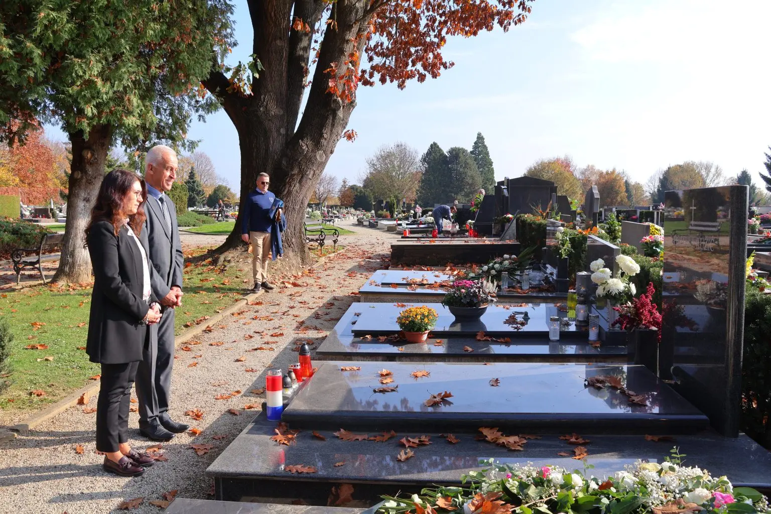 BLAGDAN SVIH SVETIH Na Gradskom groblju odana počast preminulim čakovečkim gradonačelnicima i gradskom vijećniku (1)