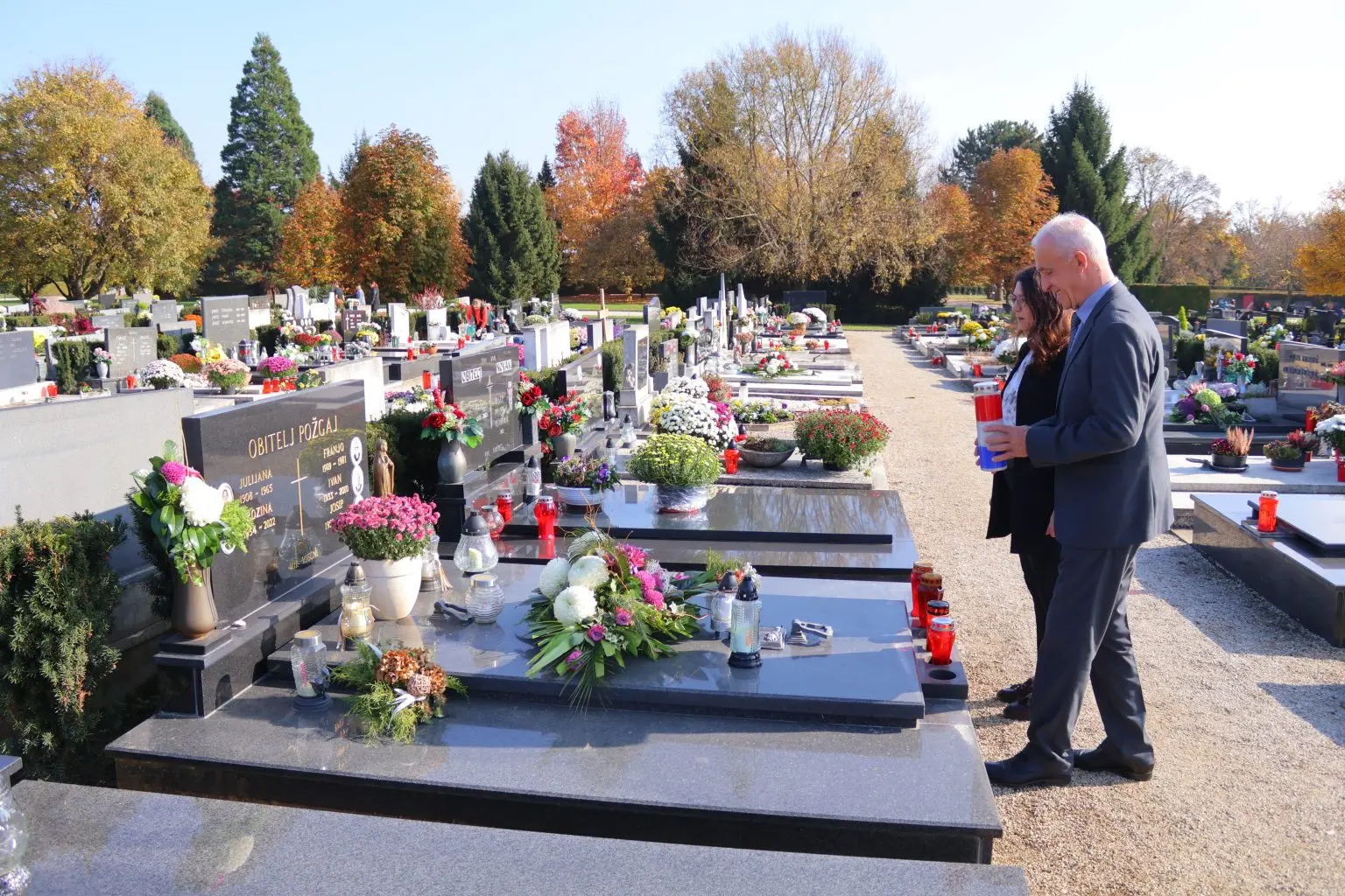 BLAGDAN SVIH SVETIH Na Gradskom groblju odana počast preminulim čakovečkim gradonačelnicima i gradskom vijećniku (12)