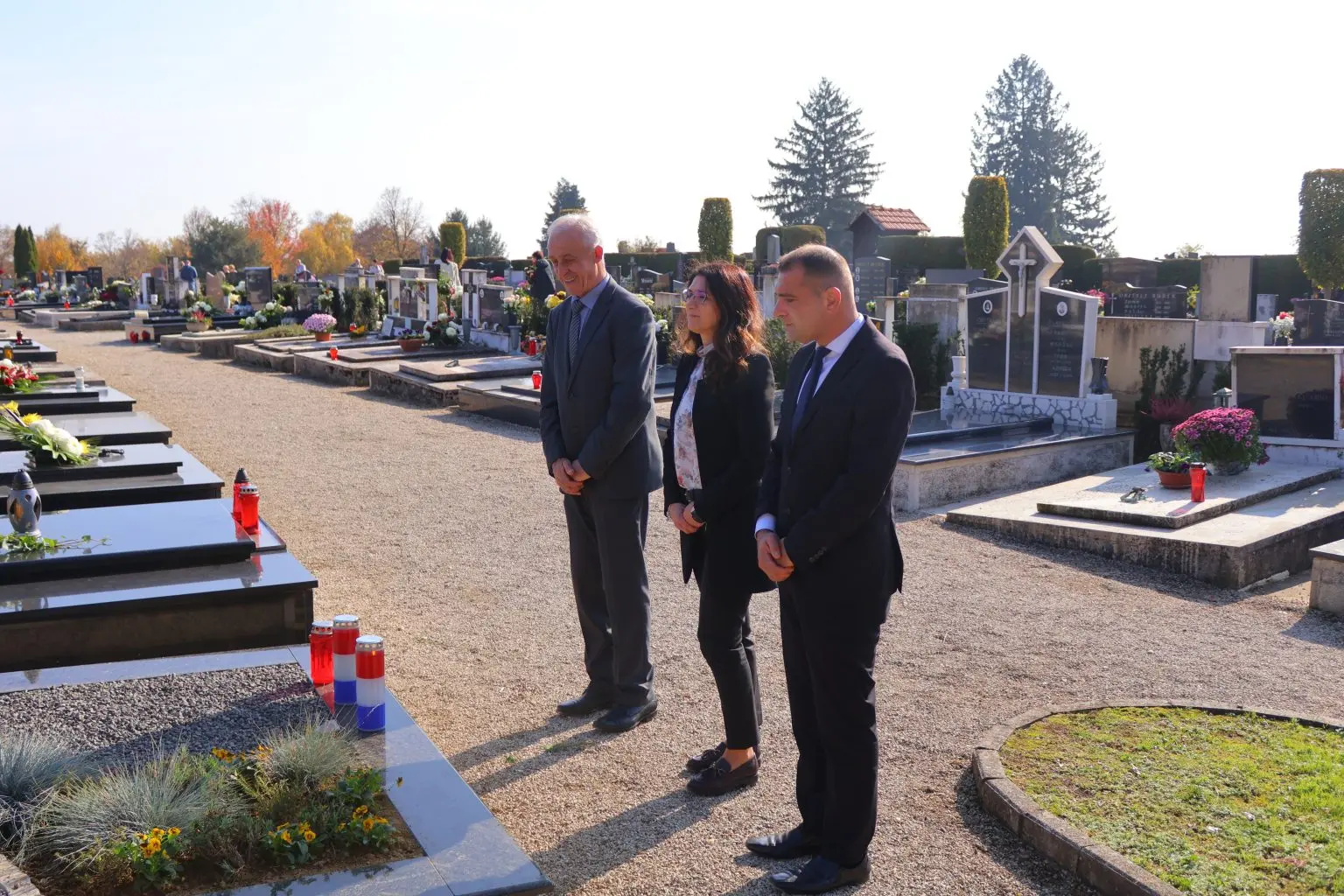 BLAGDAN SVIH SVETIH Na Gradskom groblju odana počast preminulim čakovečkim gradonačelnicima i gradskom vijećniku (6)