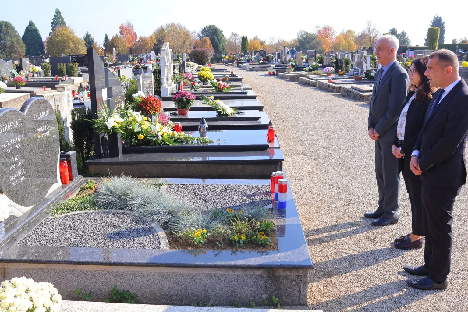 BLAGDAN SVIH SVETIH Na Gradskom groblju odana počast preminulim čakovečkim gradonačelnicima i gradskom vijećniku (7)