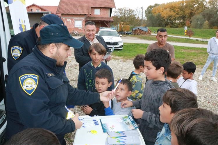 BORBA PROTIV GALAXYJA Policija, Vijeće Roma i ZZJZ pokrenuli niz preventivnih akcija! (4)