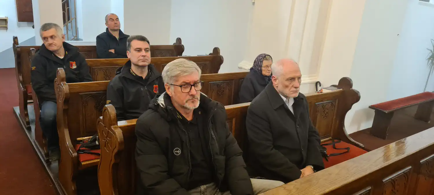 BOŽIĆNA DUHOVNA OBNOVA Zrinska garda Čakovec molitvom započela blagdansku pripremu (1) BOŽIĆNA DUHOVNA OBNOVA Zrinska garda Čakovec molitvom započela blagdansku pripremu (1)