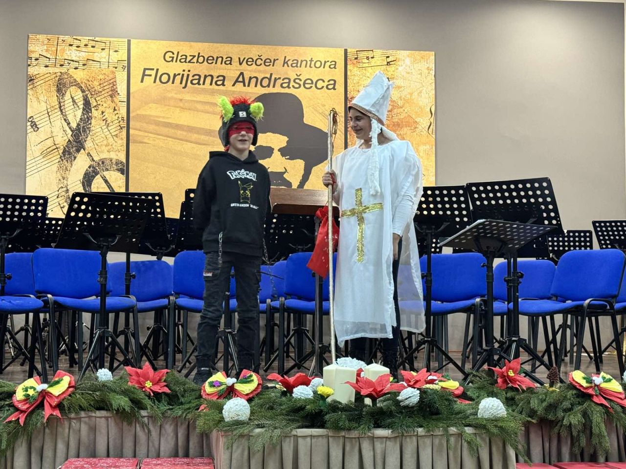 BOŽIĆNI KONCERT Dvoranom odjekivale melodije Limene glazbe Dekanovec (4) BOŽIĆNI KONCERT Dvoranom odjekivale melodije Limene glazbe Dekanovec (4)