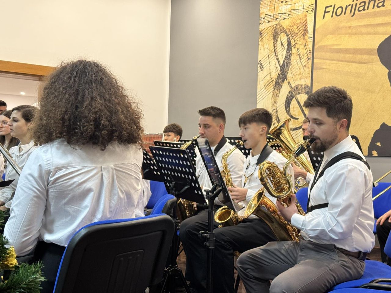 BOŽIĆNI KONCERT Dvoranom odjekivale melodije Limene glazbe Dekanovec (5) BOŽIĆNI KONCERT Dvoranom odjekivale melodije Limene glazbe Dekanovec (5)