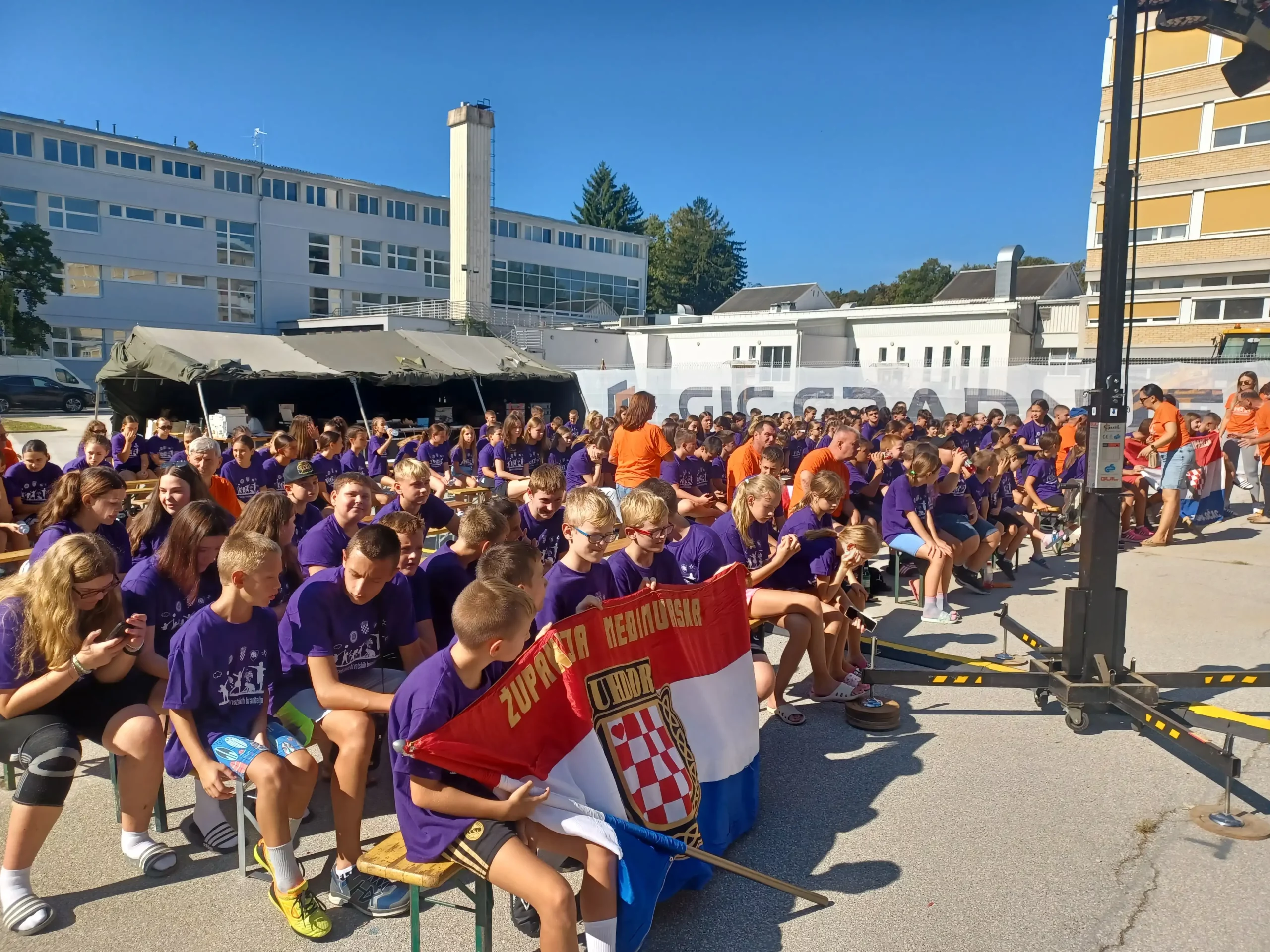 BRANITELJI – SUSRET DJECE I UNUKA (5)