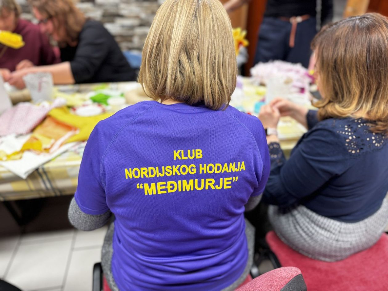 BREZJE Žene izrađivale unikatne uskršnje vjenčiće (7)