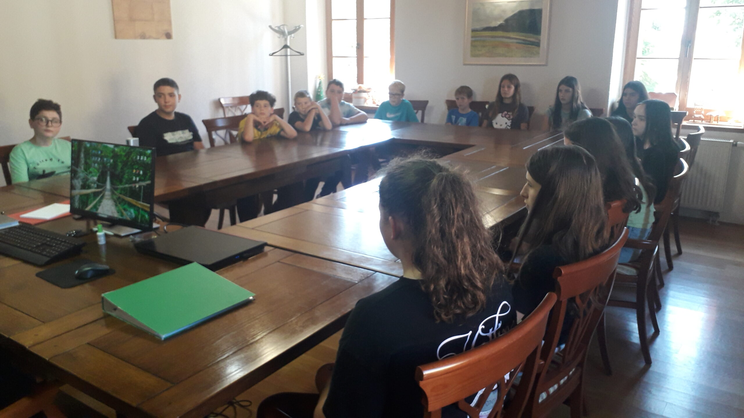 BUDUĆNOST ZAJEDNICE Posjet učenika OŠ Ivana Gorana Kovačića načelniku Općine Anđelku Nagrajsaloviću (6)