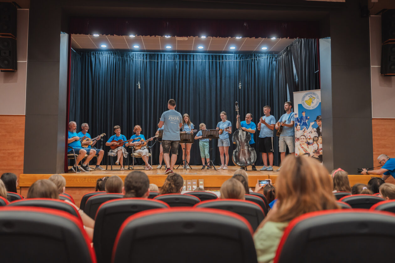 Bastina_to_smo_mi-74