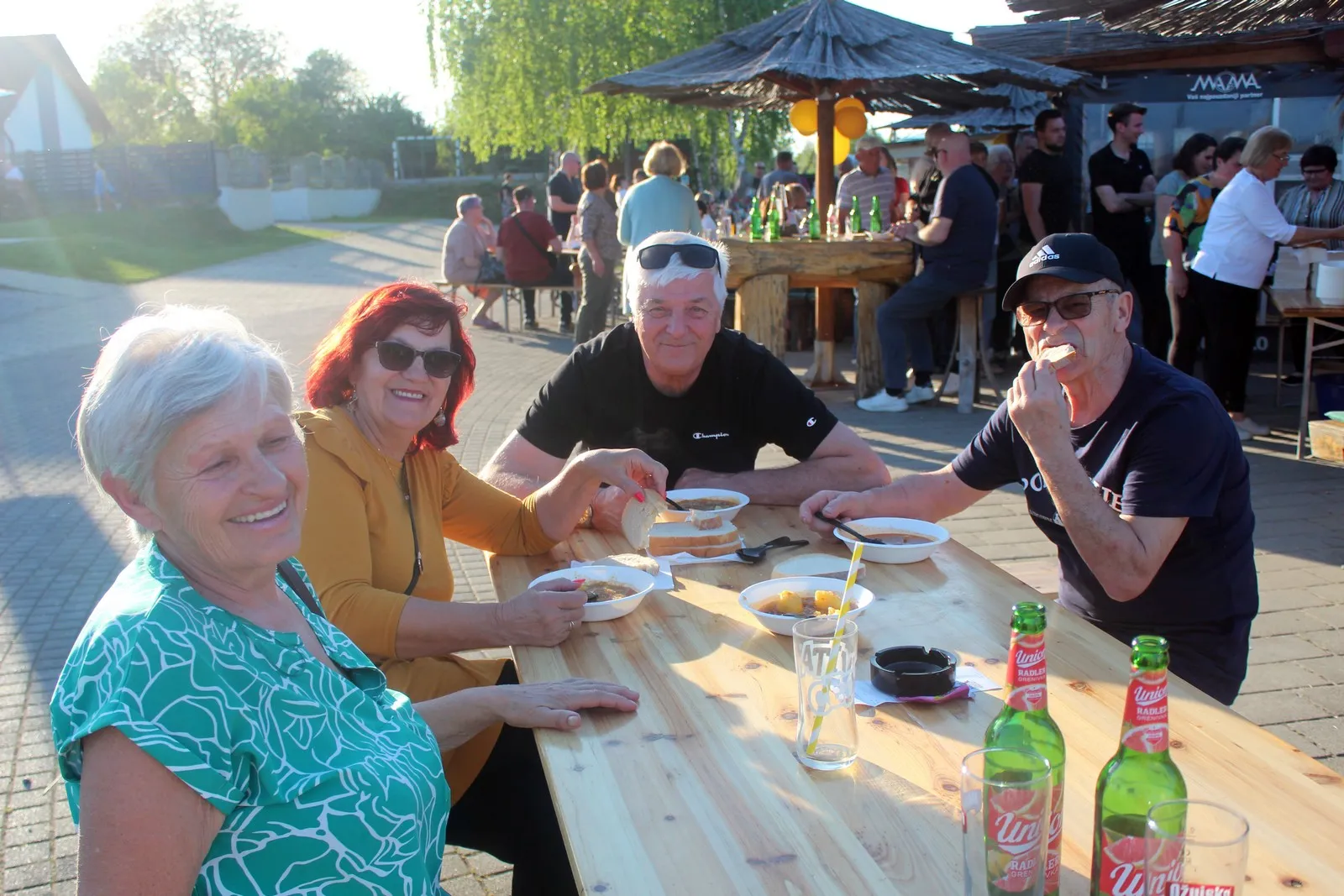 Beach bar Trska (5) Beach bar Trska (5)