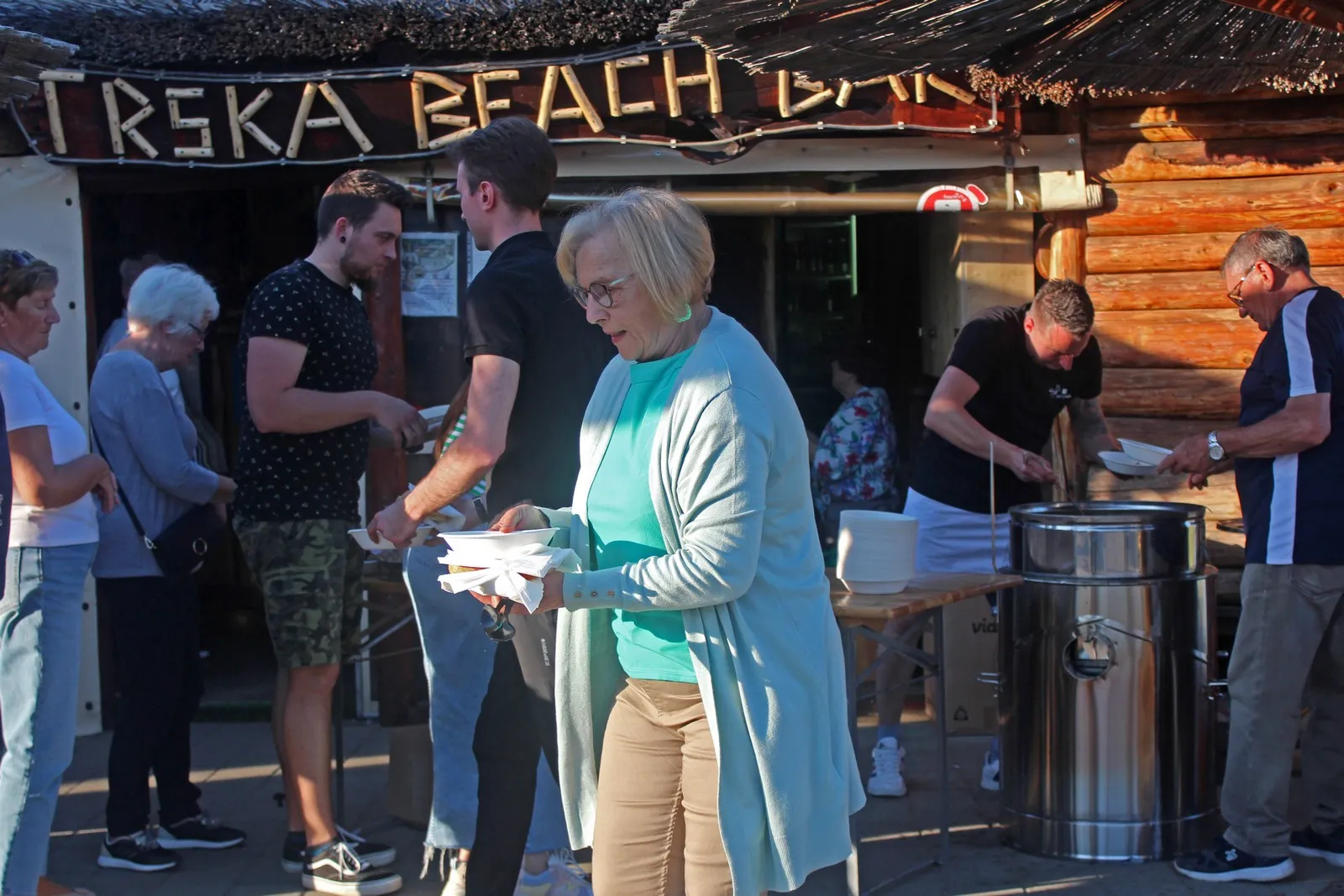 Beach bar Trska (6) Beach bar Trska (6)