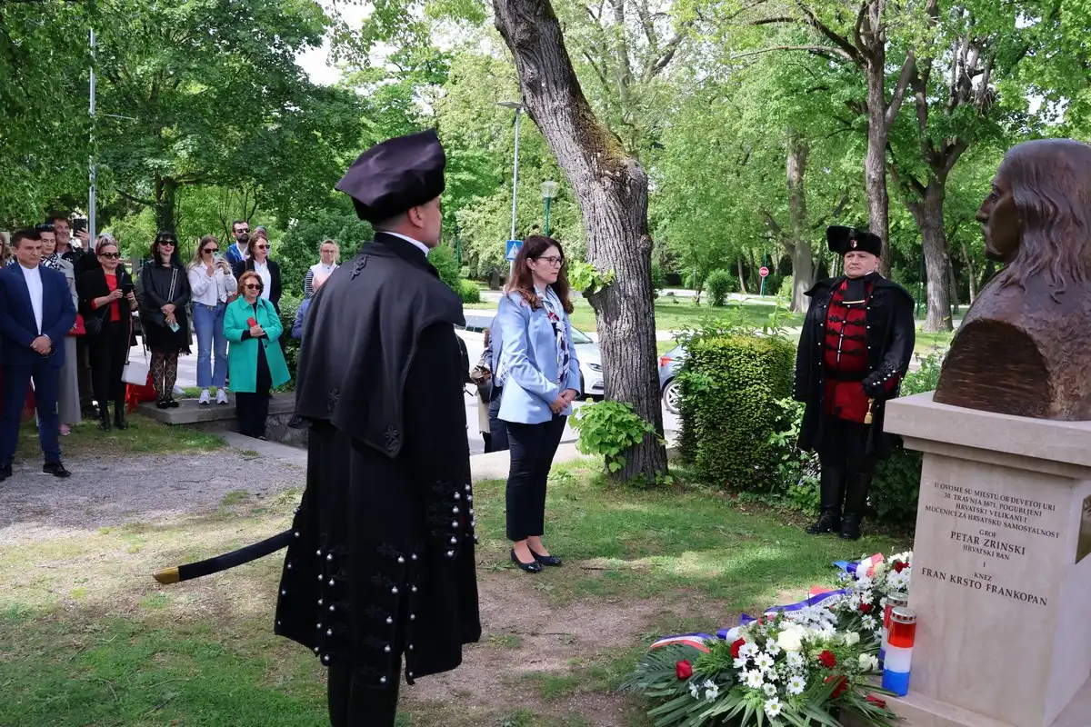 Becko-Novo-Mesto-13 Becko-Novo-Mesto-13