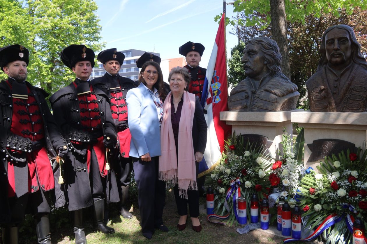 Bečko Novo Mesto 2026 polaganje vijenaca (14)
