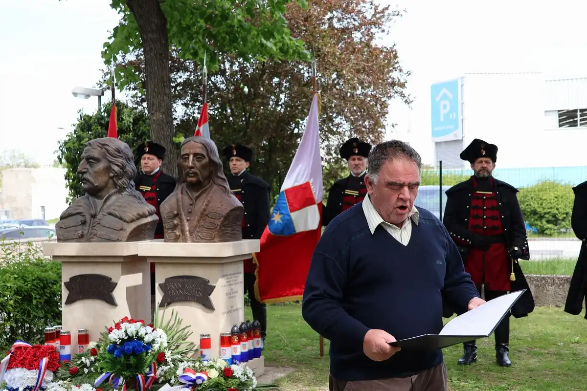 Becko-Novo-Mesto-29 Becko-Novo-Mesto-29