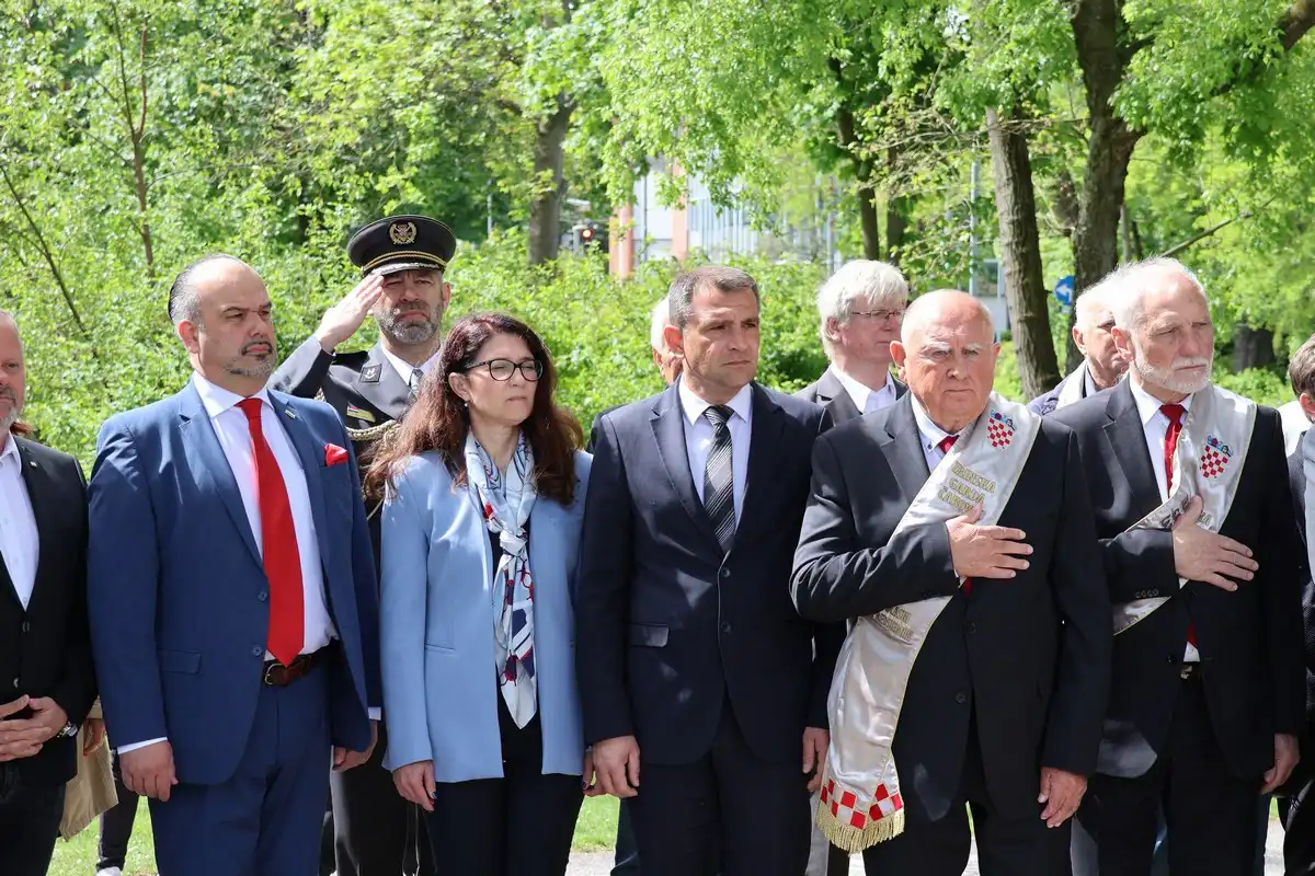 Becko-Novo-Mesto-8 Becko-Novo-Mesto-8