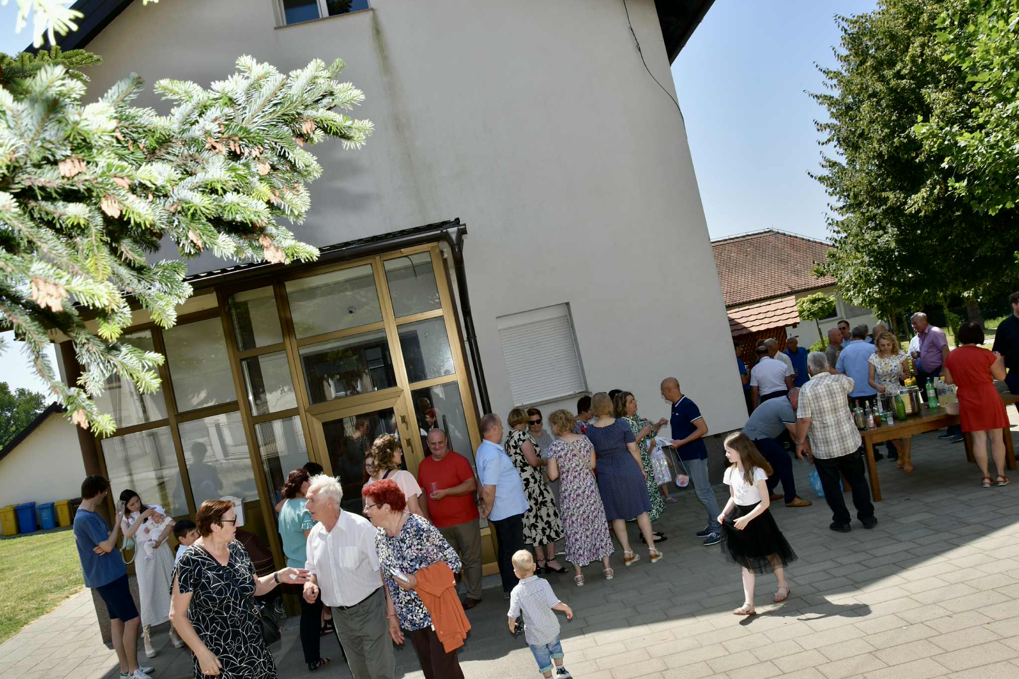 Belica, Posvećenje novih vratiju Crkve Uznesenja Blažene Djevice Marije (27)