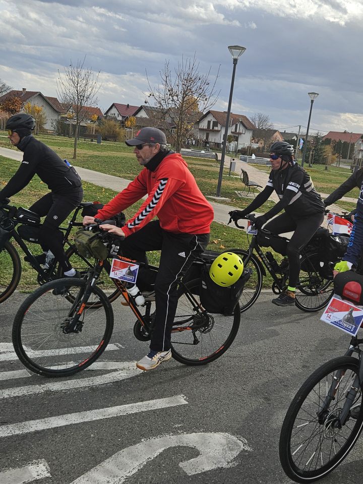 Biciklistički maraton Vukovar Zagreb (2)