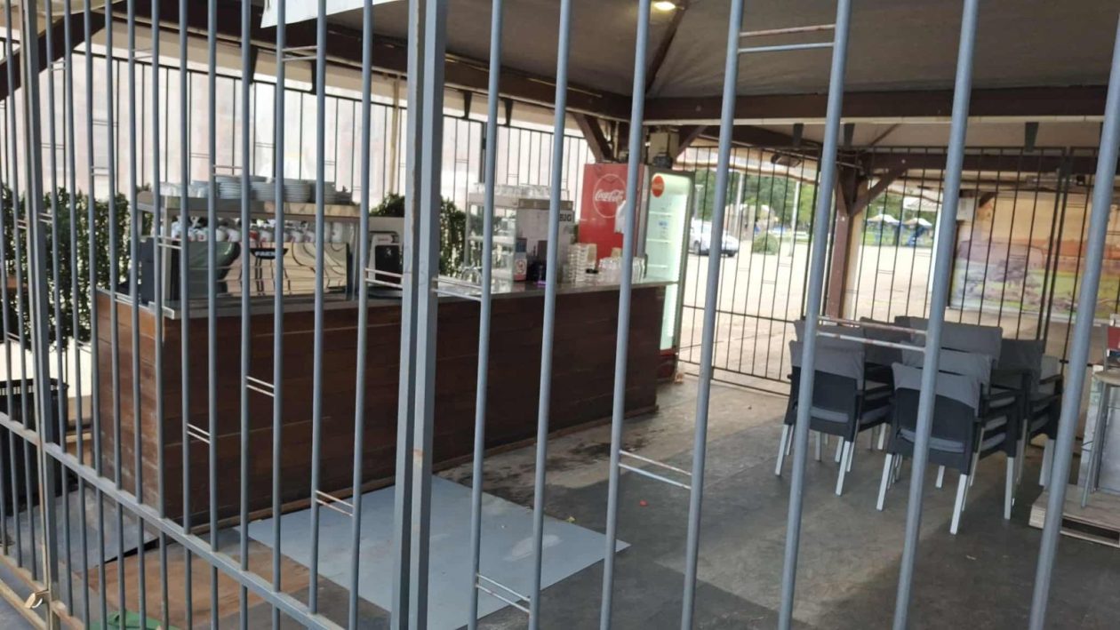 Big Ben selidba trg republike (3)