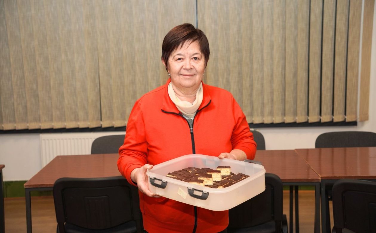 Bijela pita po receptu Biserke Treske (2) Bijela pita po receptu Biserke Treske (2)