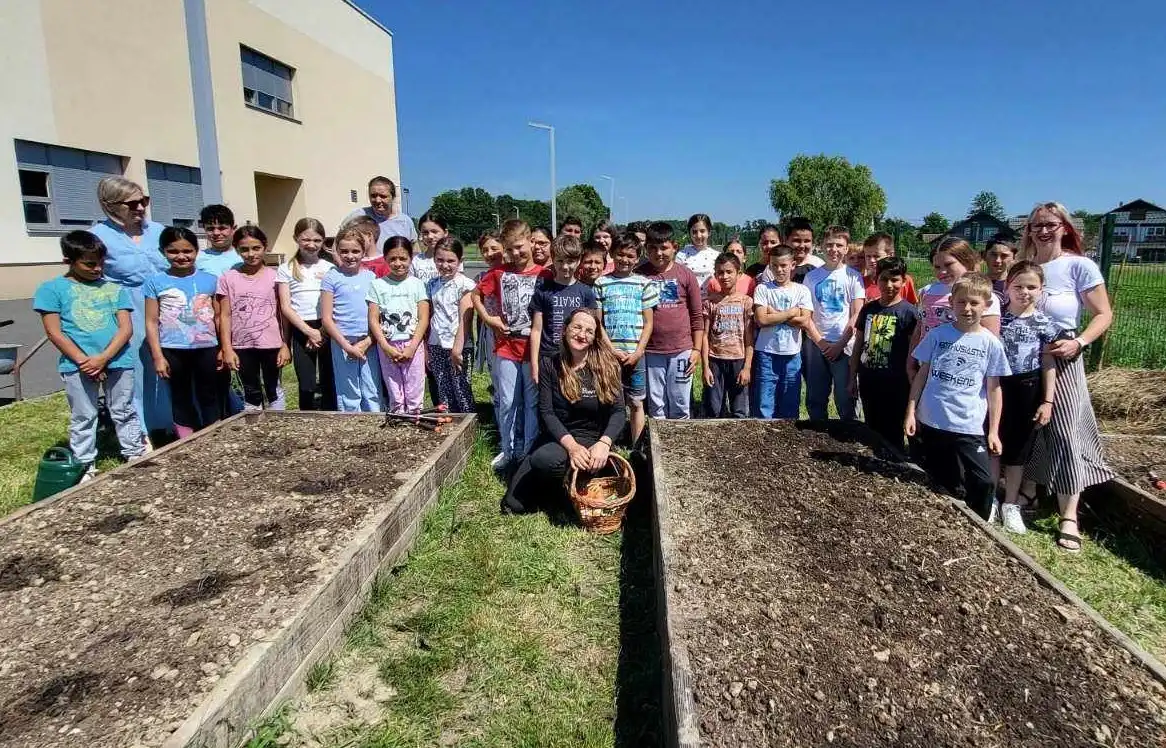 Biovrt školski vrt Pribislavec (4) Biovrt školski vrt Pribislavec (4)